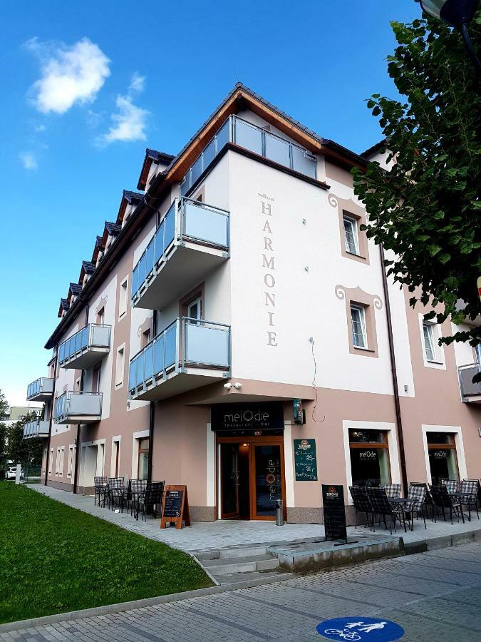 Wellness Hotel Harmonie Třeboň Kültér fotó