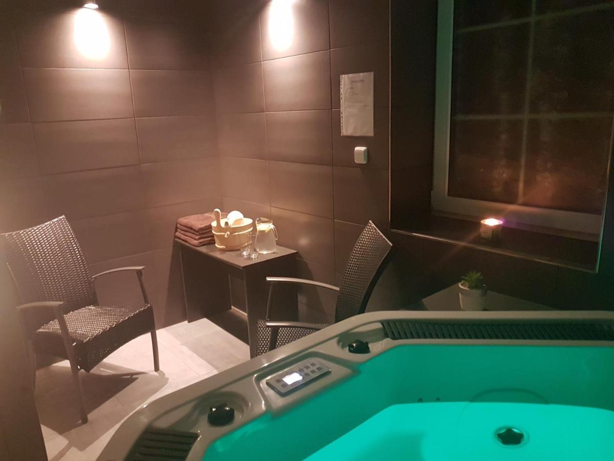 Wellness Hotel Harmonie Třeboň Kültér fotó